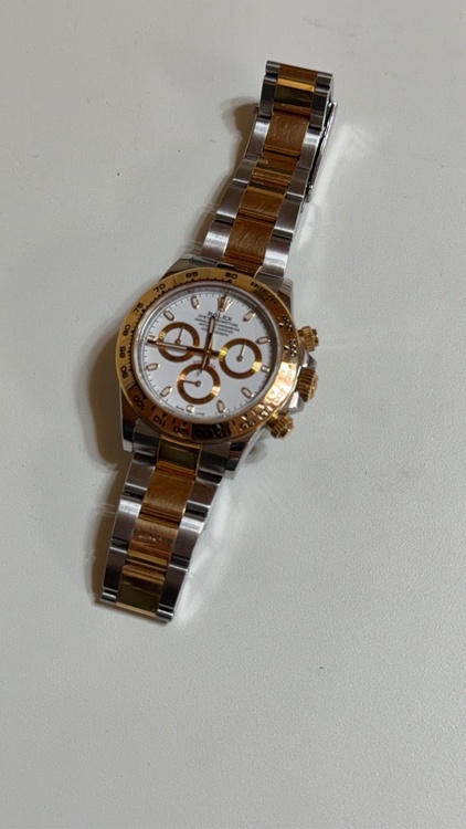 ロレックス デイトナ （高級時計）の商品画像 - 査定依頼日：2026年3月9日 - 最高査定価格：3,280,000円