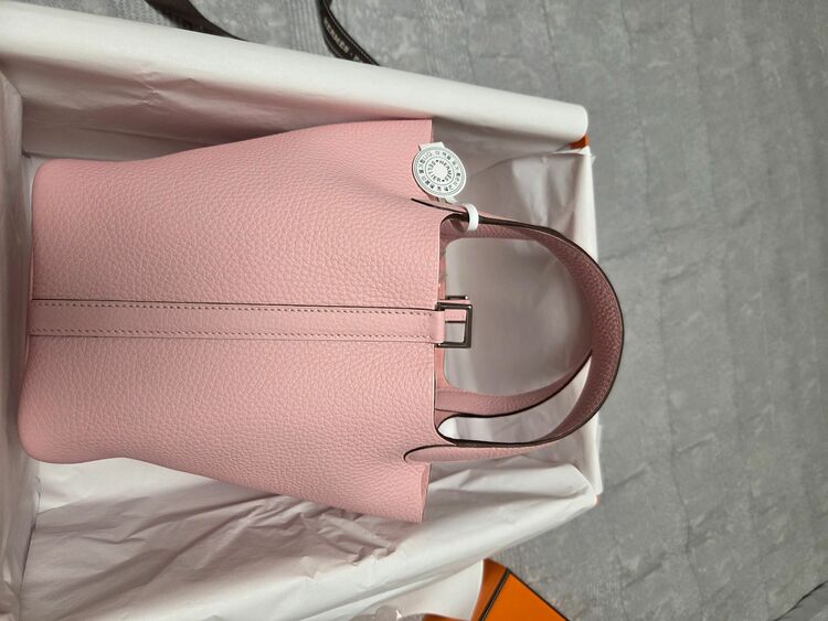 Pmローズサクラ　（ブランドバッグ）の商品画像 - 査定依頼日：2025年8月18日 - 最高査定価格：570,000円