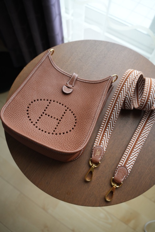 エルメス エブリン （ブランドバッグ）の商品画像 - 査定依頼日：2025年7月13日 - 最高査定価格：330,000円