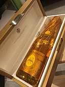 ルイロデレール クリスタル 化粧箱付き 750ml（お酒）の商品画像 - 査定依頼日：2020年3月22日 - 最高査定価格：18,000円