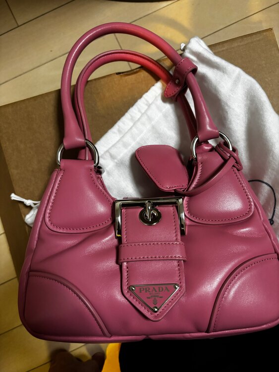 プラダ  （ブランドバッグ）の商品画像 - 査定依頼日：2025年3月28日 - 最高査定価格：170,000円