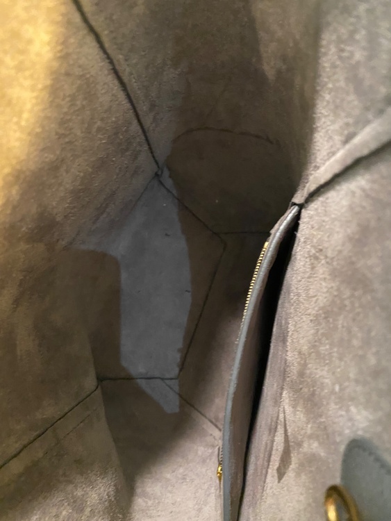 セリーヌ  サングル　スモール（ブランドバッグ）の商品画像 - 査定依頼日：2026年3月9日 - 最高査定価格：100,000円