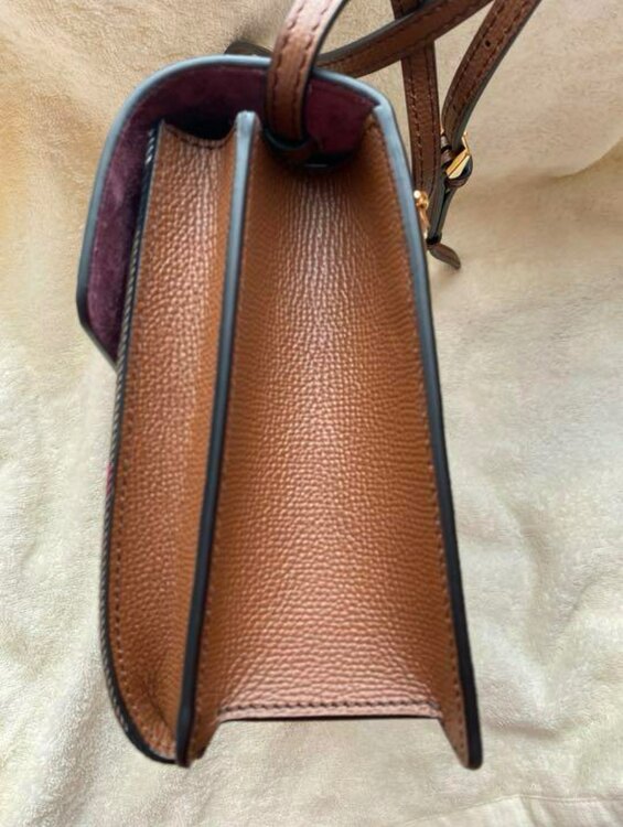 その他 バーバリー （ブランドバッグ）の商品画像 - 査定依頼日：2025年3月11日 - 最高査定価格：50,000円