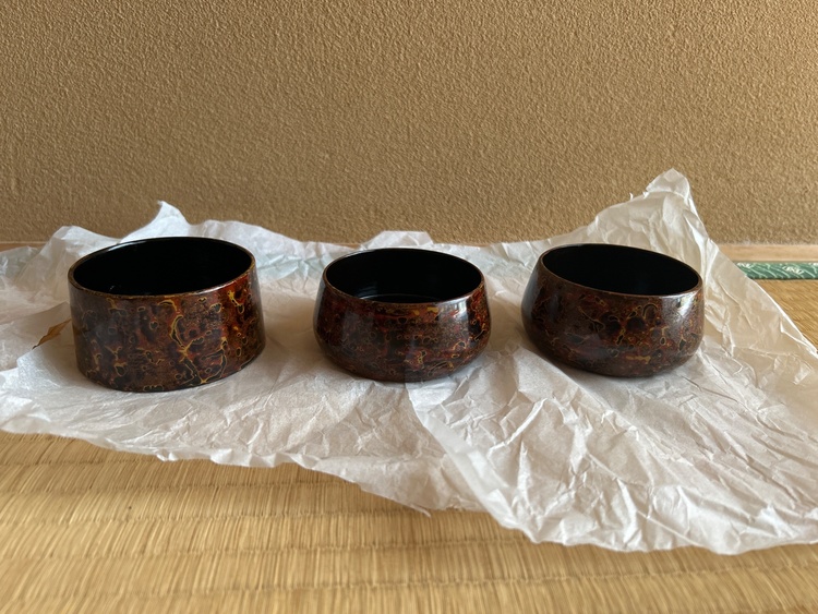 津軽塗製品（美術品・骨董品）の商品画像 - 査定依頼日：2026年8月12日 - 最高査定価格：3,000円