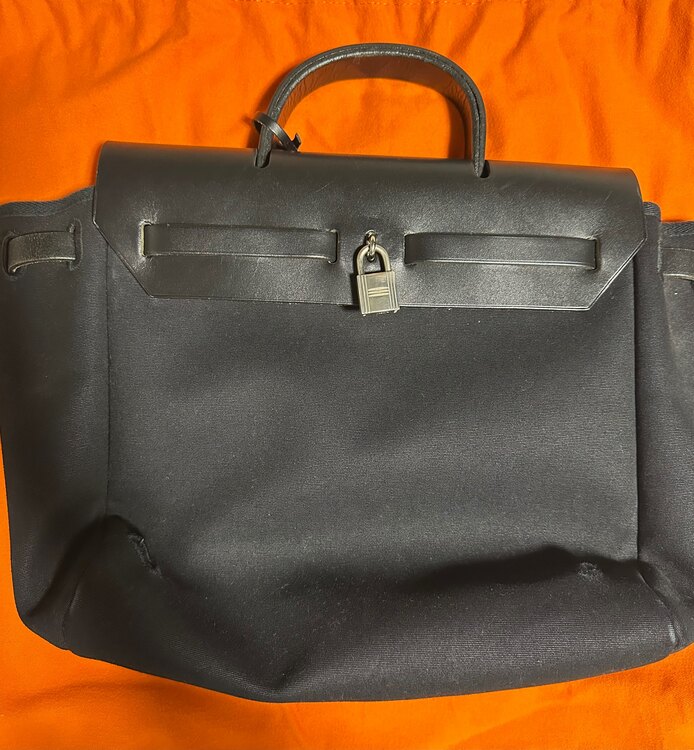 エルメス エールバッグ （ブランドバッグ）の商品画像 - 査定依頼日：2025年5月18日 - 最高査定価格：130,000円