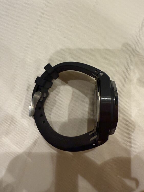 オーデマピゲ ロイヤルオークオフショア （高級時計）の商品画像 - 査定依頼日：2025年6月3日 - 最高査定価格：3,300,000円