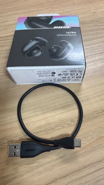 Bose Ultra Open earbuds ブラック（オーディオ・スピーカー）の商品画像 - 査定依頼日：2026年1月22日 - 最高査定価格：10,000円