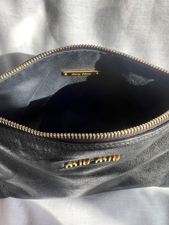 ハンドバッグ（ブランドバッグ）の商品画像 - 査定依頼日：2026年3月2日 - 最高査定価格：30,000円