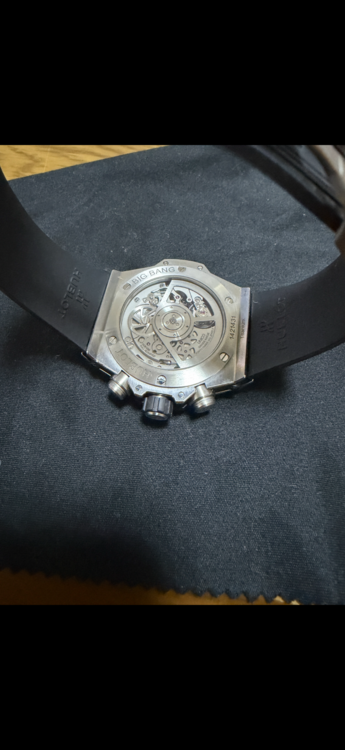 ウブロ ビックバン （高級時計）の商品画像 - 査定依頼日：2026年2月14日 - 最高査定価格：1,275,000円