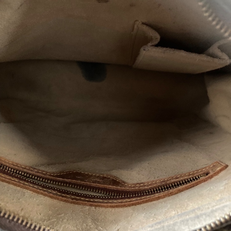 ルイヴィトン モノグラム （ブランドバッグ）の商品画像 - 査定依頼日：2025年12月9日 - 最高査定価格：25,000円