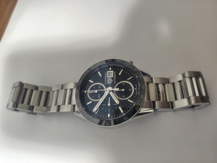 TAG HEUER クロノグラフ キャリバー16 ブラック（高級時計）の商品画像 - 査定依頼日：2025年10月31日 - 最高査定価格：210,000円