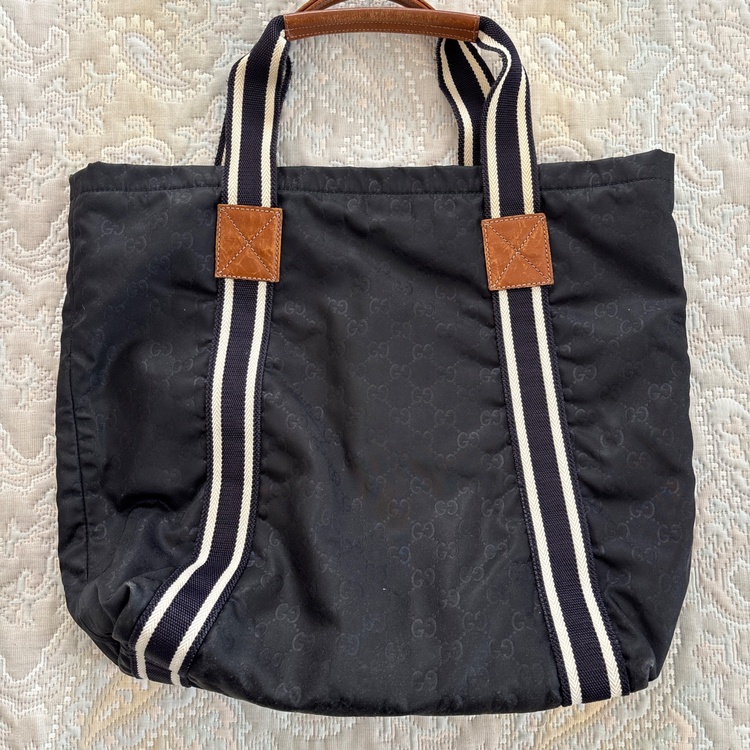 グッチ  （ブランドバッグ）の商品画像 - 査定依頼日：2026年1月7日 - 最高査定価格：25,000円