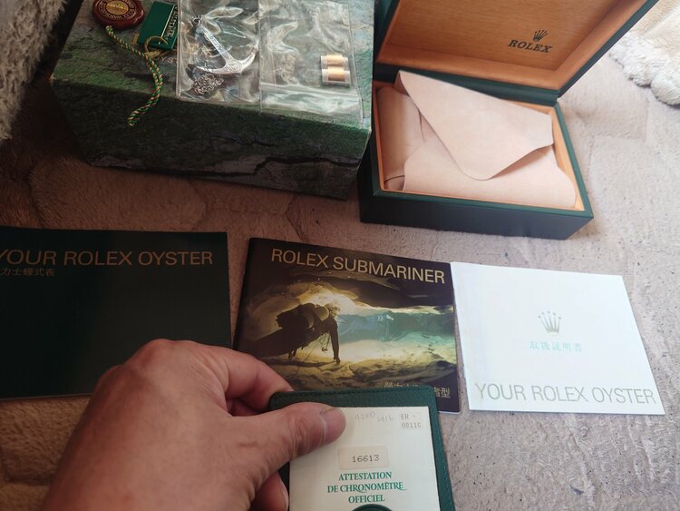 サブマリーナ（青）（高級時計）の商品画像 - 査定依頼日：2025年12月22日 - 最高査定価格：100,000円