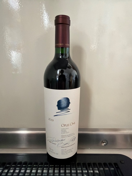 Opus One 2019（お酒）の商品画像 - 査定依頼日：2026年3月7日 - 最高査定価格：45,000円