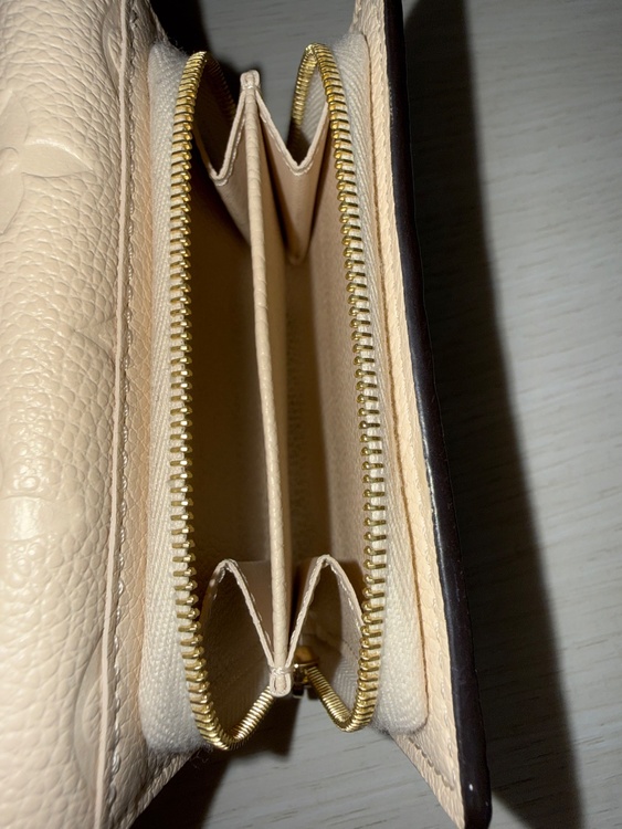 ポルトフォイユ・メティス コンパクトM81071（ブランド財布・小物）の商品画像 - 査定依頼日：2026年10月9日 - 最高査定価格：100,000円