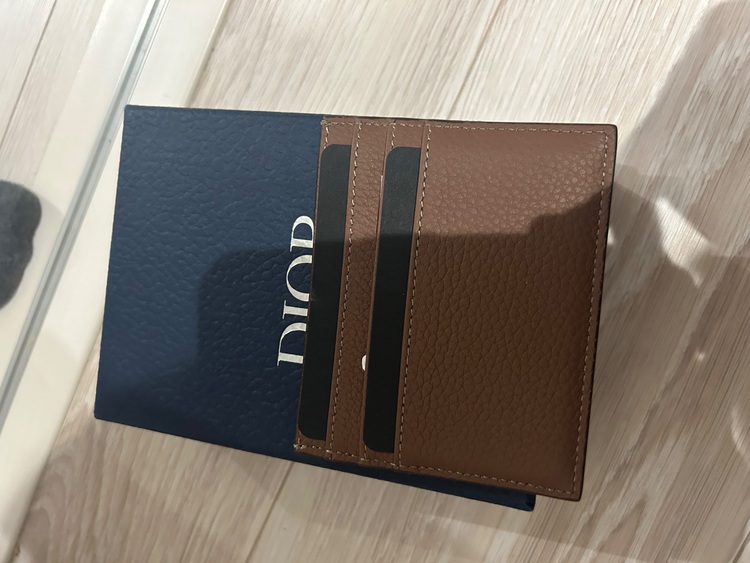 ディオール  （ブランドバッグ）の商品画像 - 査定依頼日：2025年9月25日 - 最高査定価格：25,000円