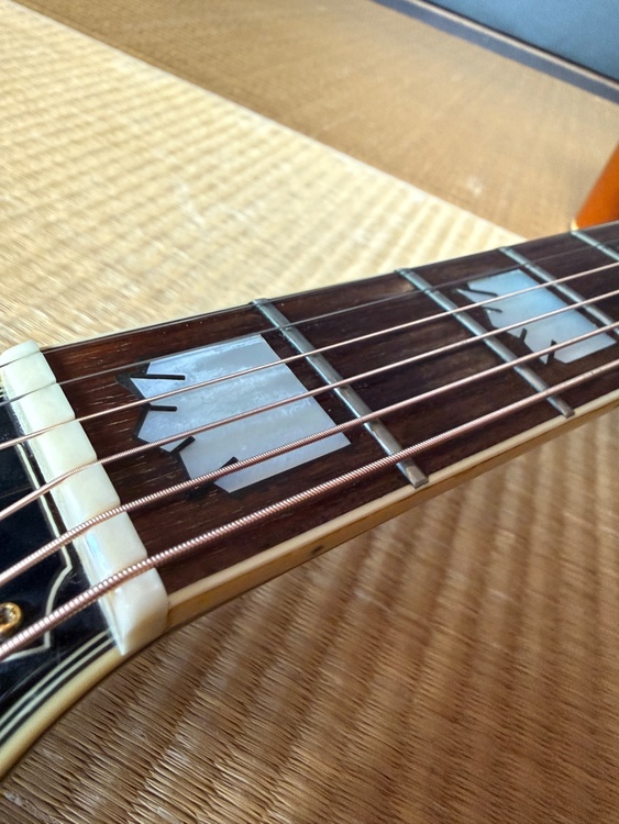 Orville by Gibson J-200（ピアノ・楽器・PA機材）の商品画像 - 査定依頼日：2026年4月22日 - 最高査定価格：110,000円