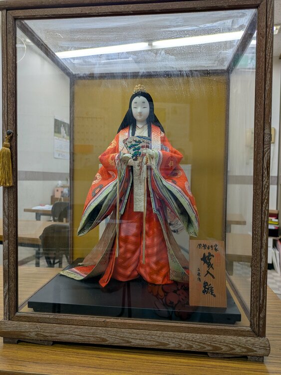 嫁入り雛（美術品・骨董品）の商品画像 - 査定依頼日：2026年6月28日 - 最高査定価格：5,000円