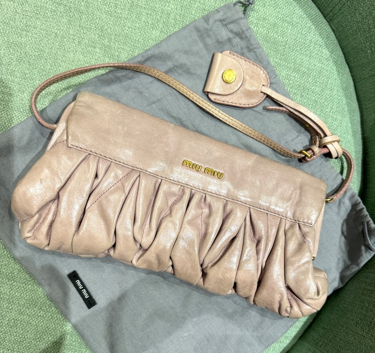 わかりません（ブランドバッグ）の商品画像 - 査定依頼日：2025年7月3日 - 最高査定価格：22,000円