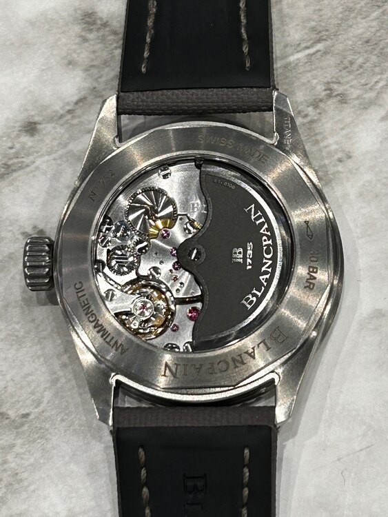 フィフティファゾスム バチスカーフ（高級時計）の商品画像 - 査定依頼日：2025年6月1日 - 最高査定価格：750,000円