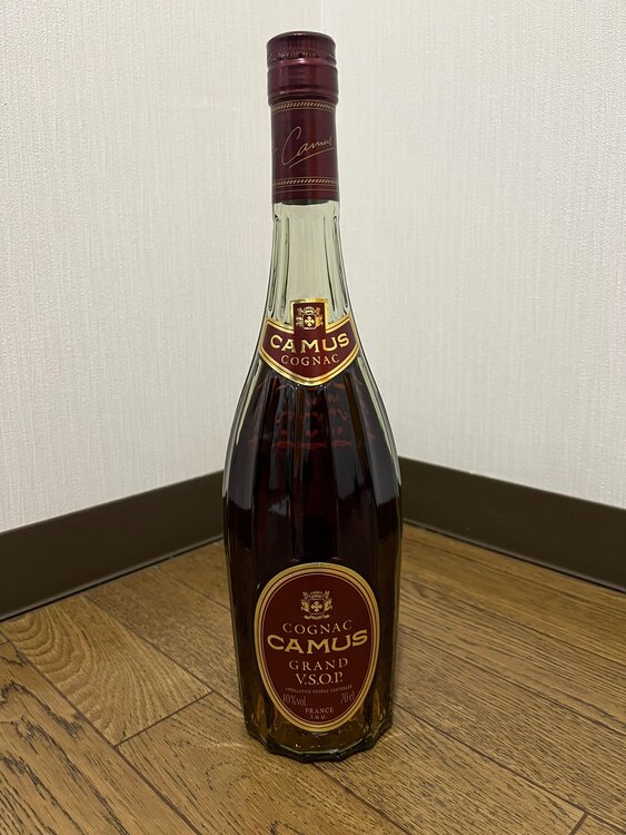 CAMUS（お酒）の商品画像 - 査定依頼日：2025年2月20日 - 最高査定価格：1,500円
