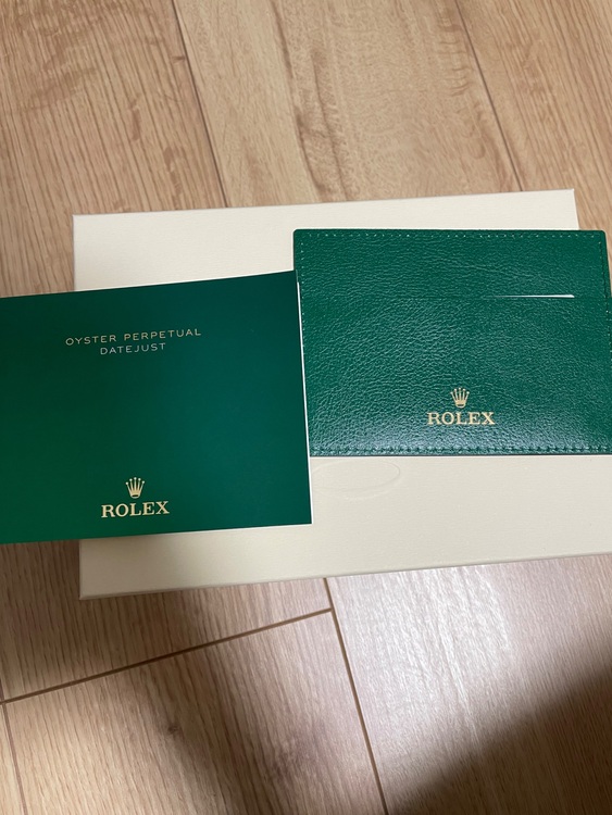 OYSTER PERPETUAL DATEJUST（高級時計）の商品画像 - 査定依頼日：2025年6月4日 - 最高査定価格：1,410,000円