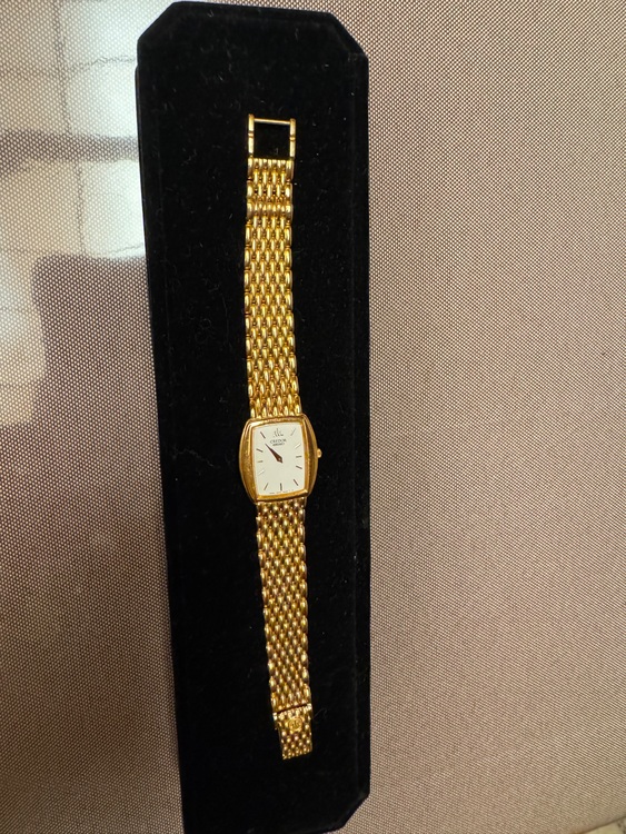 SEIKOクレドールレディース腕時計（高級時計）の商品画像 - 査定依頼日：2025年11月13日 - 最高査定価格：1,200,000円