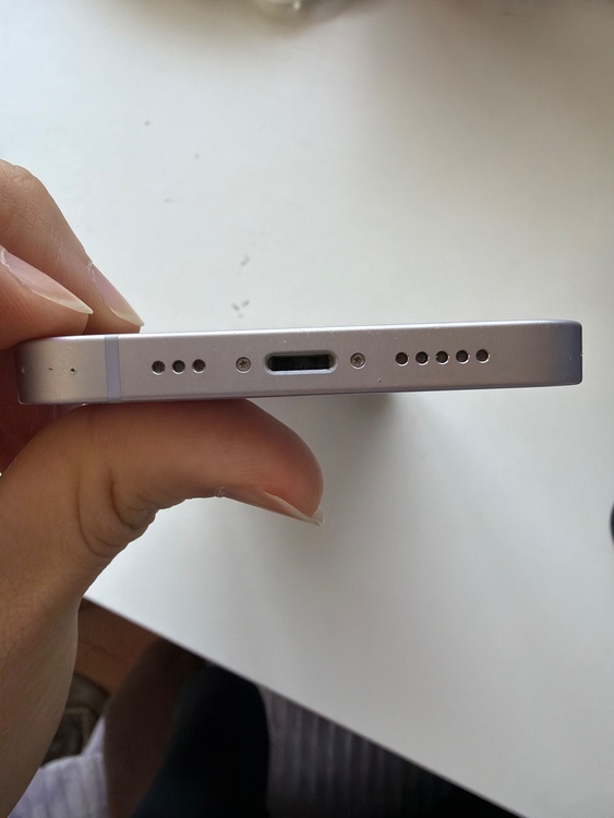 iPhone 14 128GB SIMフリー（スマホ）の商品画像 - 査定依頼日：2026年4月16日 - 最高査定価格：47,000円