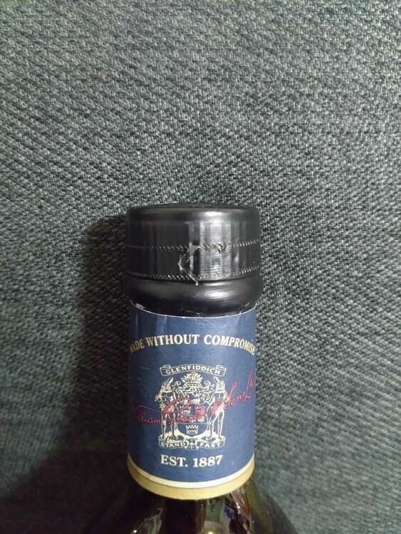 グレンフィディック 30年（お酒）の商品画像 - 査定依頼日：2025年3月8日 - 最高査定価格：50,000円