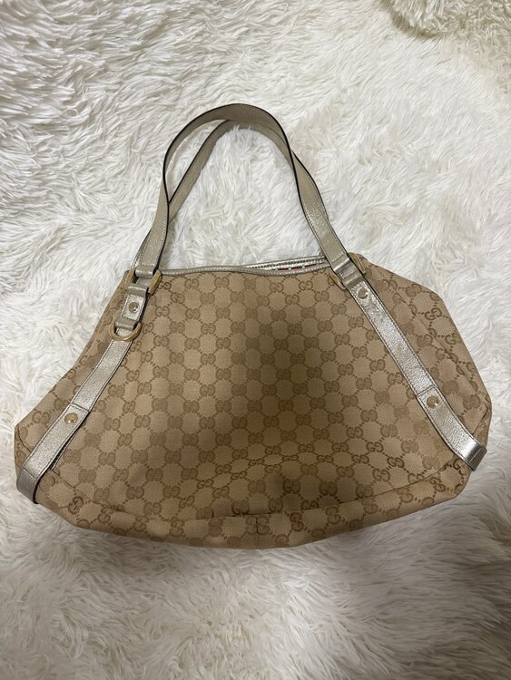 GUCCI アビー　トートバッグ　キャンバス（ブランドバッグ）の商品画像 - 査定依頼日：2025年5月24日 - 最高査定価格：50,000円