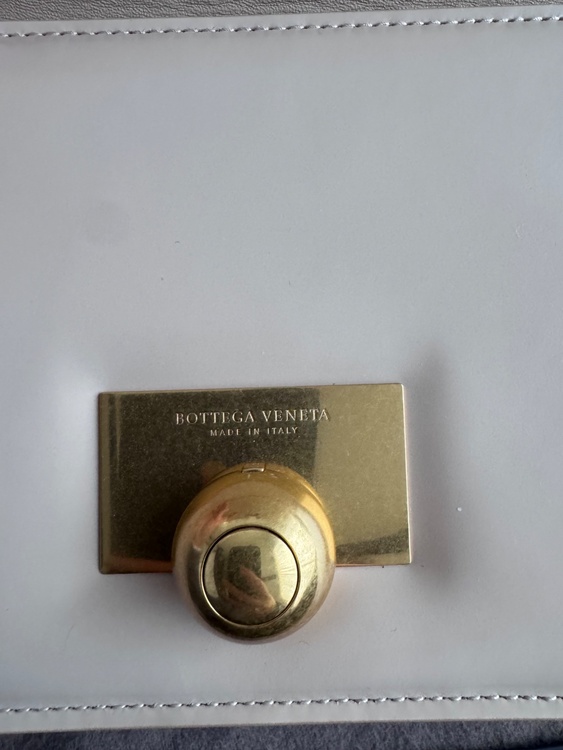 ザクラシック（ブランドバッグ）の商品画像 - 査定依頼日：2026年1月20日 - 最高査定価格：60,000円