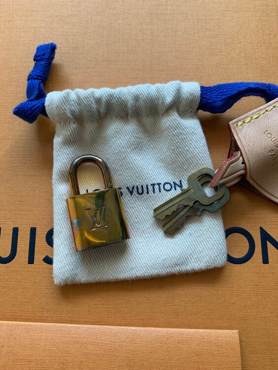 ルイヴィトン モノグラム （ブランドバッグ）の商品画像 - 査定依頼日：2025年2月9日 - 最高査定価格：150,000円