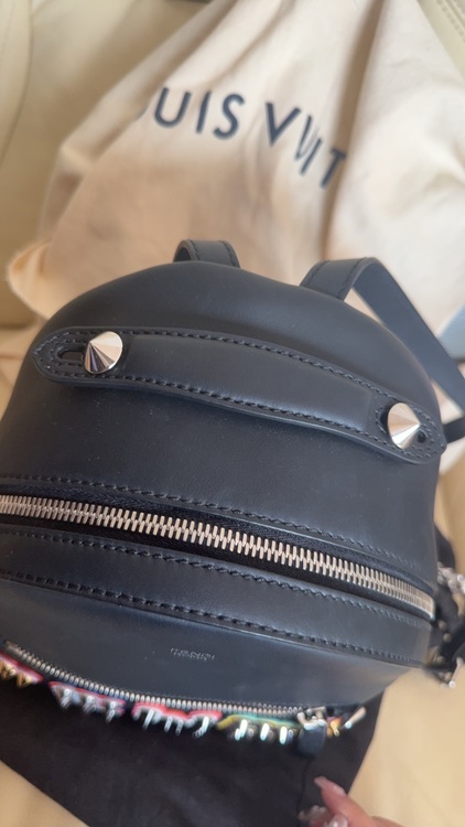 8BZ038（ブランドバッグ）の商品画像 - 査定依頼日：2025年9月23日 - 最高査定価格：77,000円