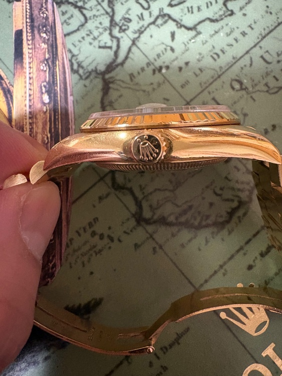 ロレックス デイデイト 1823（高級時計）の商品画像 - 査定依頼日：2026年2月10日 - 最高査定価格：3,250,000円