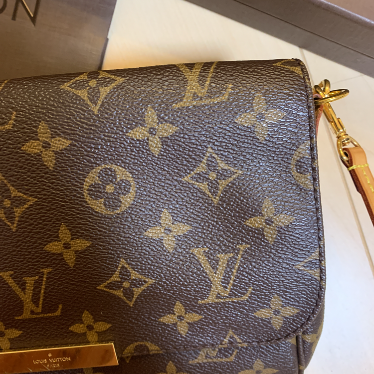 フェイボリット MM（ブランドバッグ）の商品画像 - 査定依頼日：2022年5月12日 - 最高査定価格：121,000円