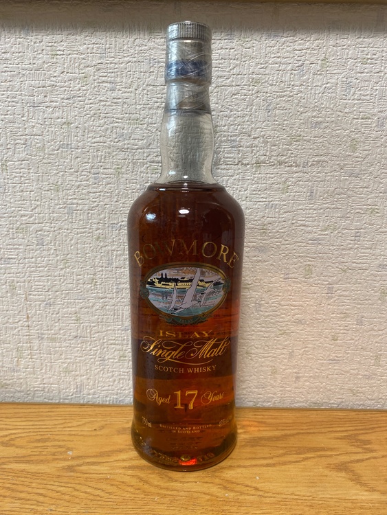 ボウモア 17年 シルクプリント カモメラベル  750ml 43% （お酒）の商品画像 - 査定依頼日：2025年12月21日 - 最高査定価格：3,000円