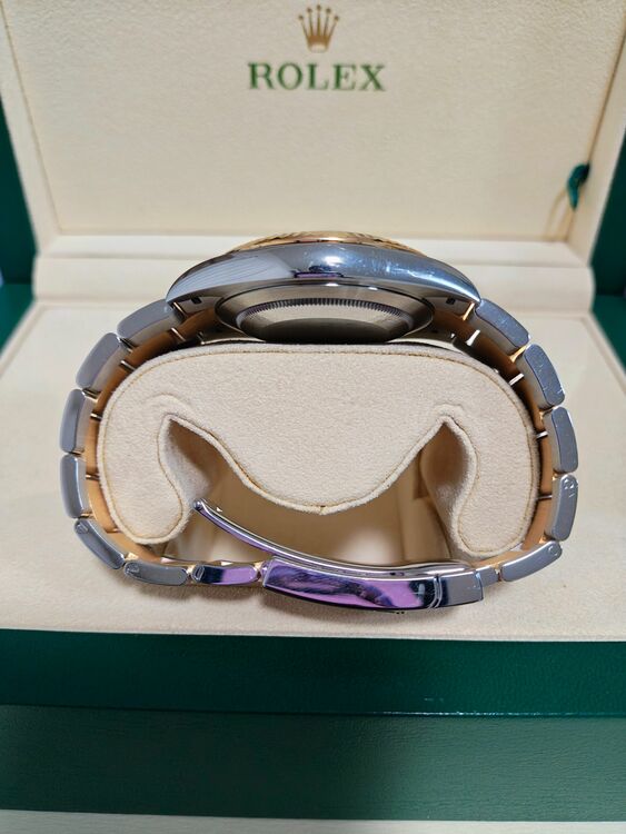 ロレックス デイトジャスト 126333（高級時計）の商品画像 - 査定依頼日：2025年7月26日 - 最高査定価格：1,900,000円