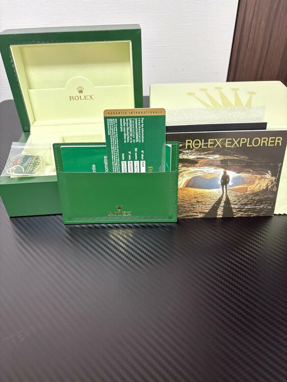 ロレックス エクスプローラー 11427（高級時計）の商品画像 - 査定依頼日：2026年2月8日 - 最高査定価格：950,000円