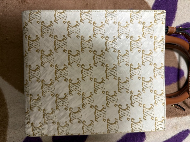 セリーヌ  （ブランドバッグ）の商品画像 - 査定依頼日：2025年10月25日 - 最高査定価格：90,000円