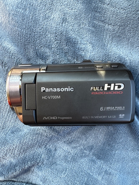 Panasonic  HC-V700M（カメラ）の商品画像 - 査定依頼日：2025年10月17日 - 最高査定価格：1,100円