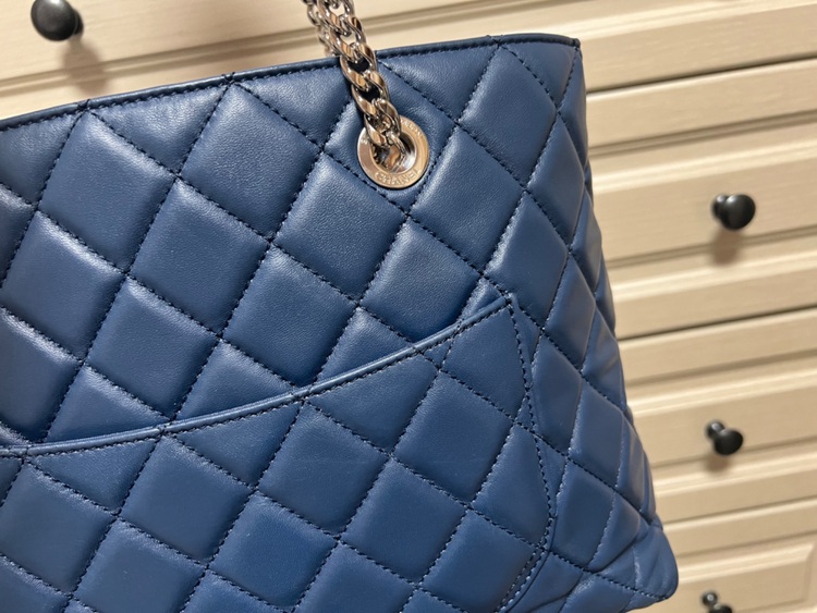 マトラッセ　チェーントートバッグ（古着・ファッション）の商品画像 - 査定依頼日：2025年8月15日 - 最高査定価格：150,000円