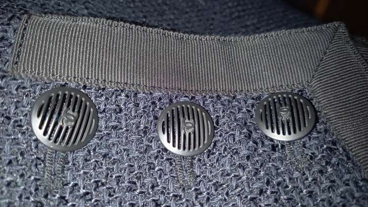 ジャケット（古着・ファッション）の商品画像 - 査定依頼日：2024年12月30日 - 最高査定価格：10,000円