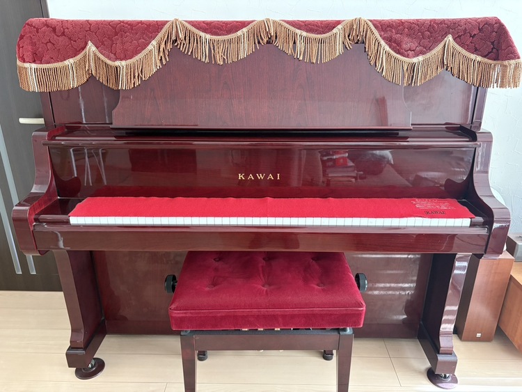 KL68C チェリーワインカラー艶出し（ピアノ・楽器・PA機材）の商品画像 - 査定依頼日：2026年1月23日 - 最高査定価格：5,000円
