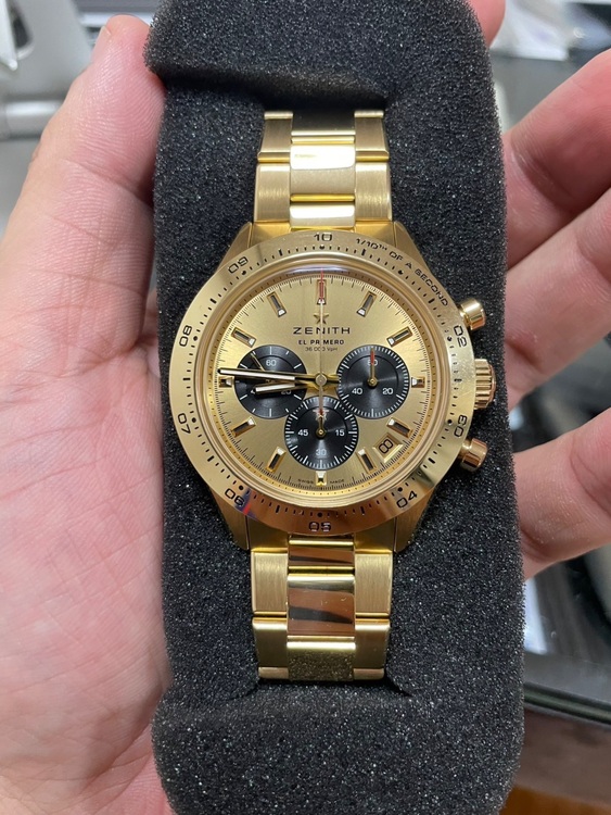 クロノマスタースポーツ（高級時計）の商品画像 - 査定依頼日：2025年8月15日 - 最高査定価格：2,700,000円