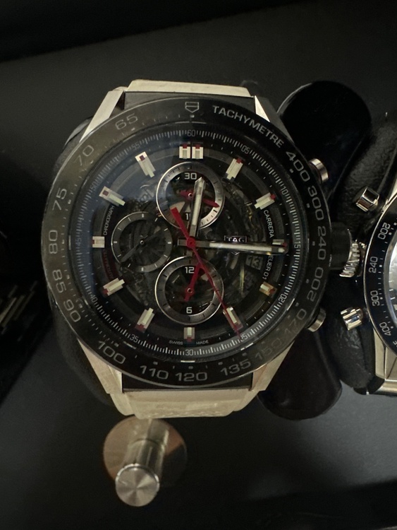 タグホイヤー カレラ （高級時計）の商品画像 - 査定依頼日：2026年1月16日 - 最高査定価格：300,000円