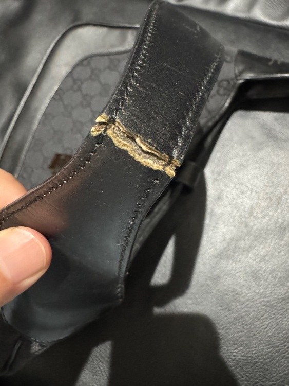 バック（ブランドバッグ）の商品画像 - 査定依頼日：2025年10月14日 - 最高査定価格：10,500円