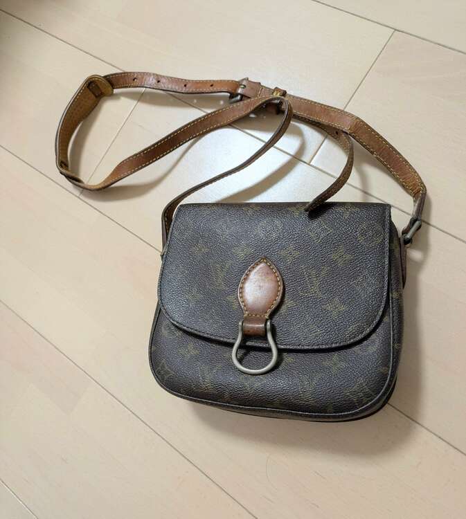 サンクルー（ブランドバッグ）の商品画像 - 査定依頼日：2025年5月27日 - 最高査定価格：20,000円