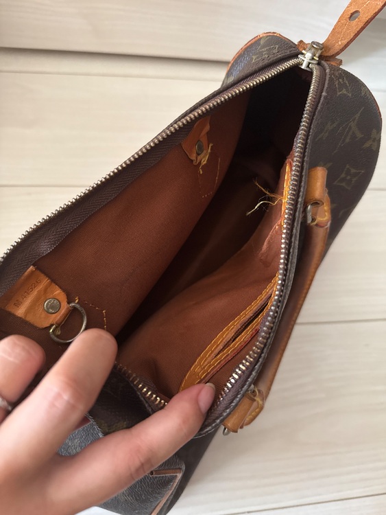 ルイヴィトン スピーディー （ブランドバッグ）の商品画像 - 査定依頼日：2025年8月16日 - 最高査定価格：22,000円