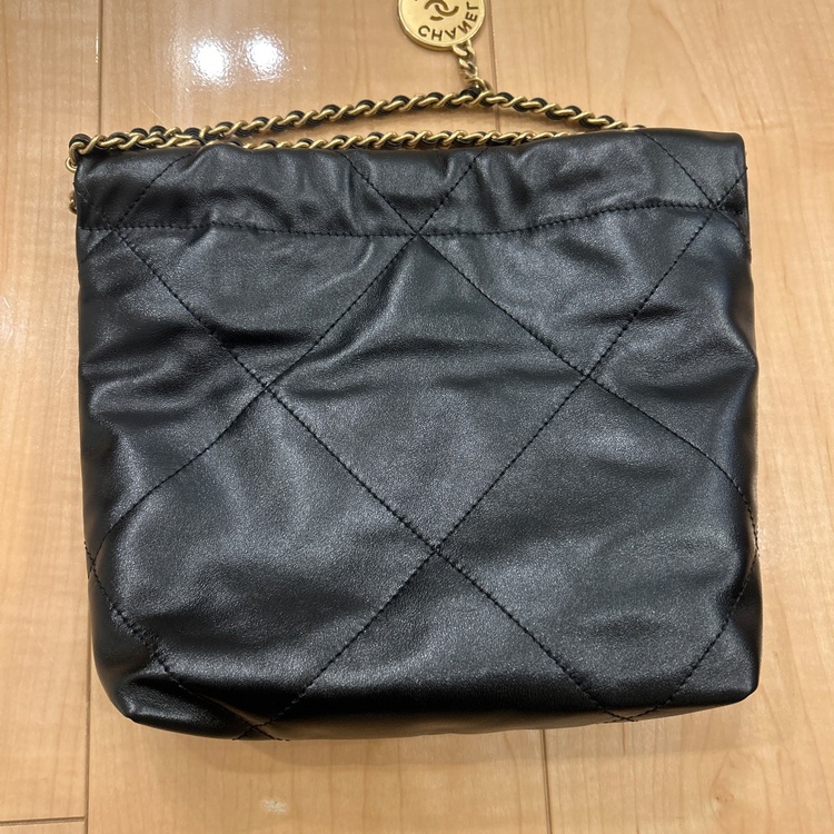 CHANEL22ミニ（ブランドバッグ）の商品画像 - 査定依頼日：2025年11月6日 - 最高査定価格：650,000円