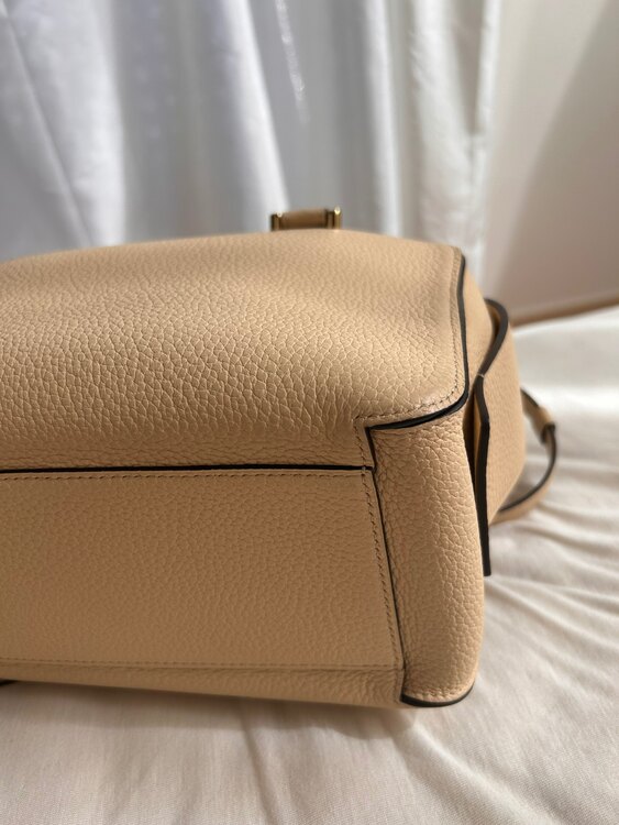 その他 その他 クールボックスM（高級時計）の商品画像 - 査定依頼日：2025年2月24日 - 最高査定価格：120,000円